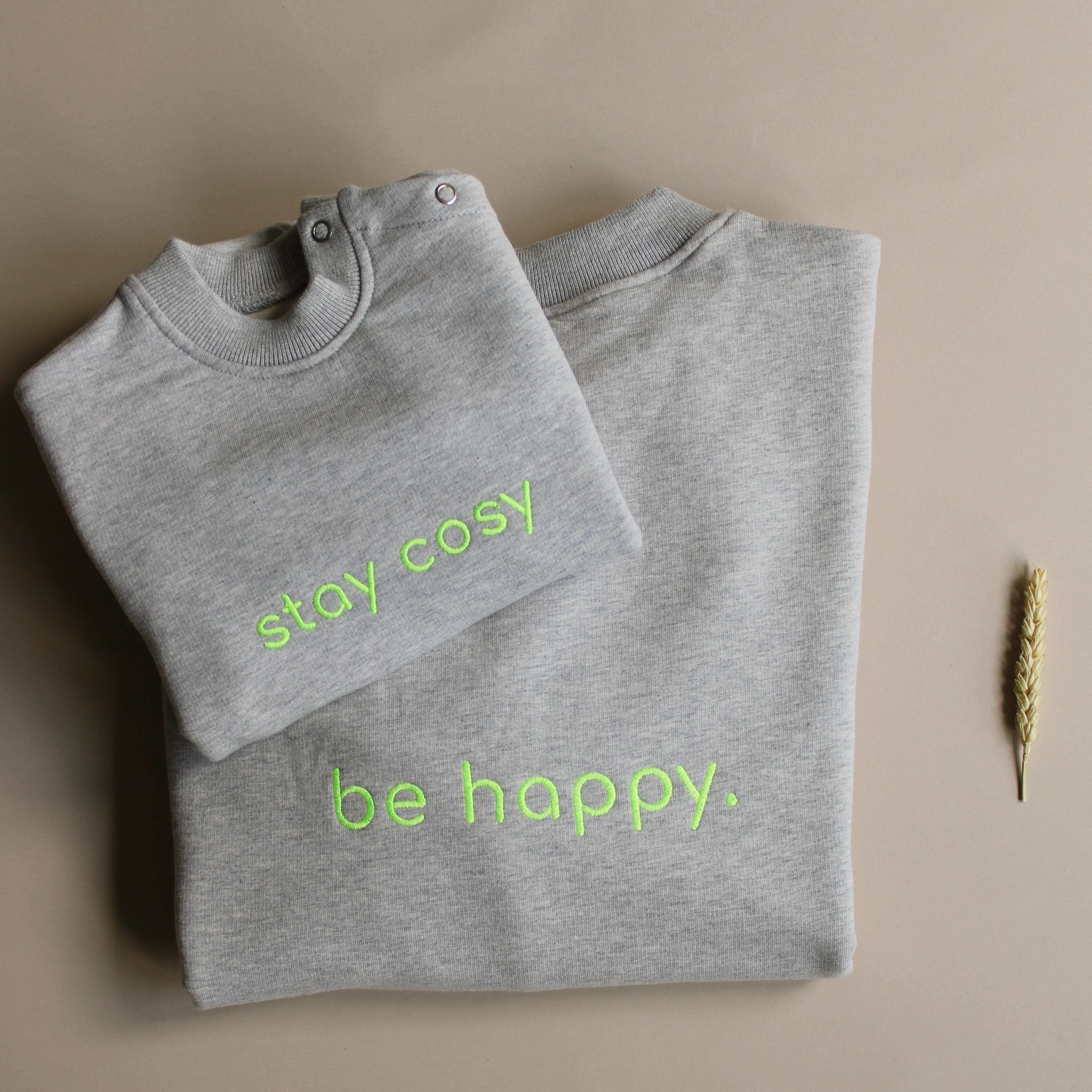 Family Sweatshirt - Dad - Grey Melange - Image 3