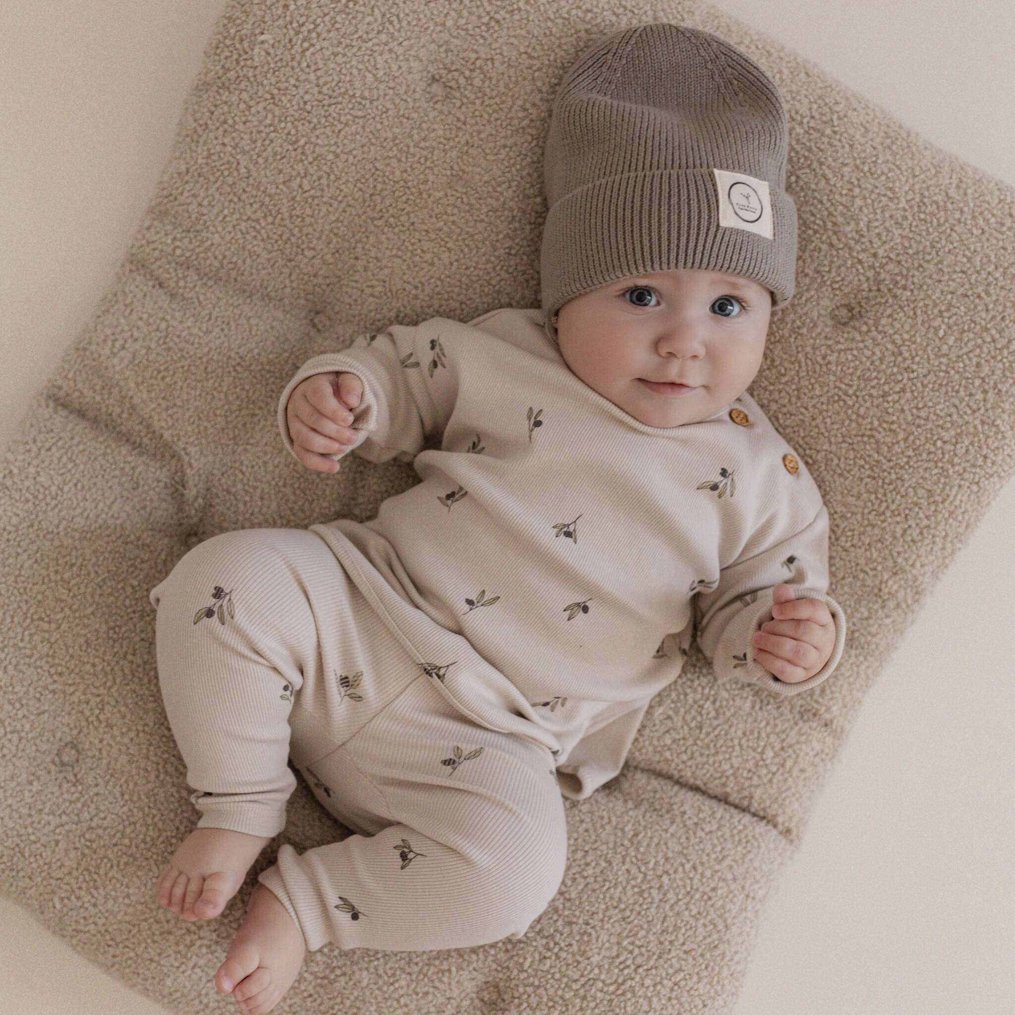 Organic Rib Sweatshirt - Tiny Olives - Image 5