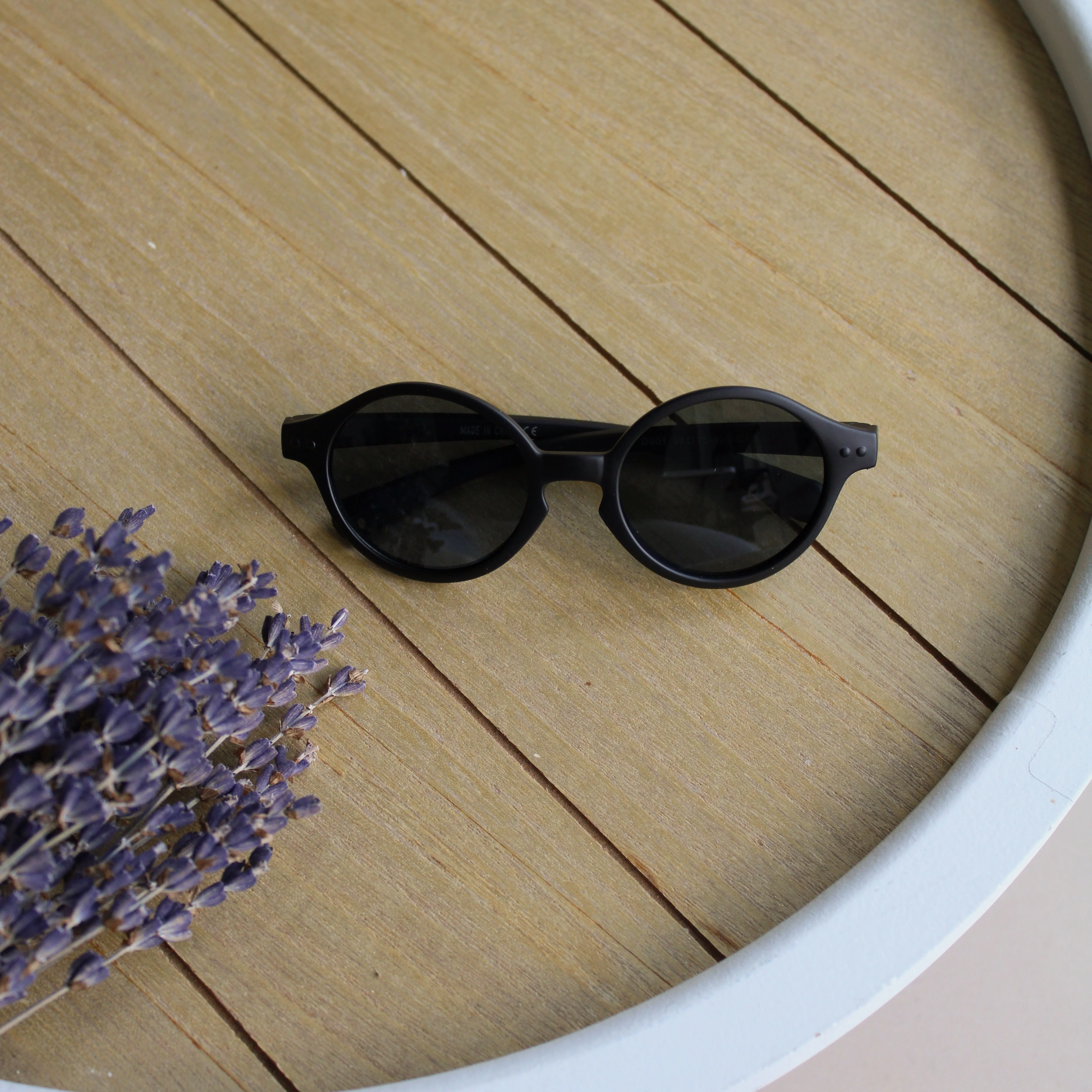 Sustainable Sunglasses - Midnight - Image 2